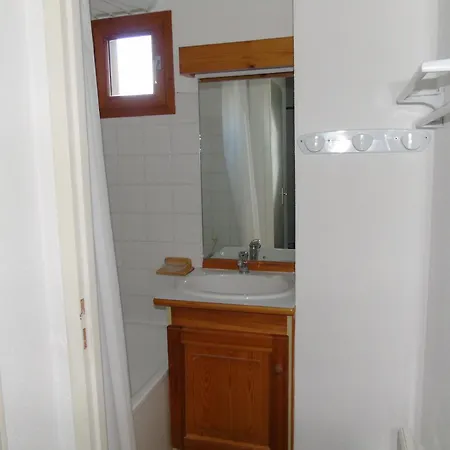 Cosy 2 P+cabine Pour 6, Proche Pistes Et Commerces, Vue Parc Vanoise - Fr-1-561-48 Apartment Valfrejus